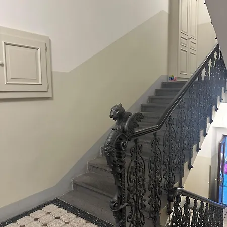 Chic Retreat On Skorepka Street شقة *