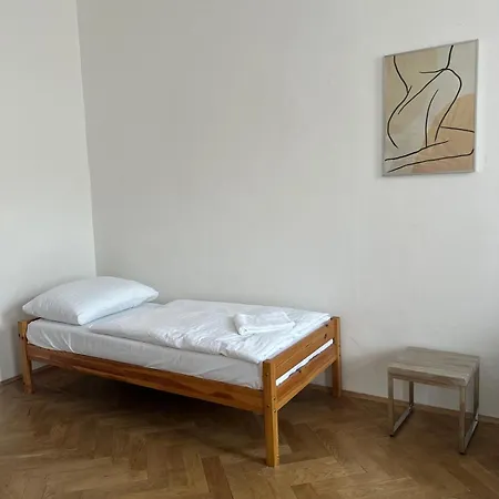 Chic Retreat On Skorepka Street Appartement *